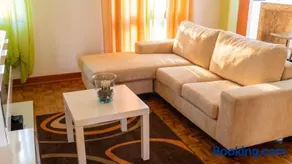 Spacious apartment in Seia - 110 m² with terrace view - Image 2