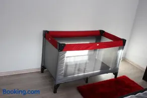 Flamingo Apartment - Image 4