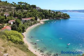 apartments villa BORJE by GLOBTOUR - Image 3