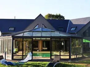 Maison d'architecte avec piscine chauffée et parc sécurisé - FR-1-410-487 - Image 1