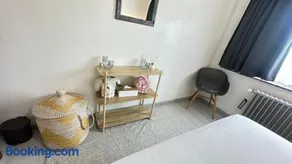 Villa-gey Escape - Image 2