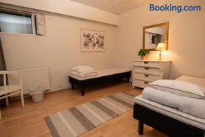 Mission Guesthouse - Image 2
