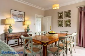 West House - Image 2