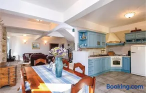 Four-Bedroom Holiday Home In Klek - Image 2