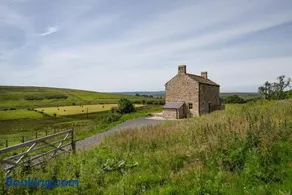 Lowtown Cottage - Image 2
