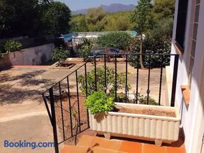 Chalet en el Monte con Piscina - Image 4