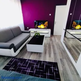 COSMOPOLITAN Apartman - Image 4