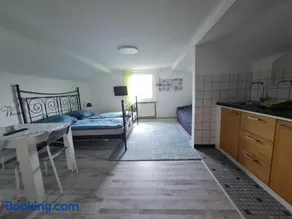 Attraente appartamento accogliente e familiare con terrazza e barbecue | Adatto per il telelavoro | Ammette animali domestici - Image 3