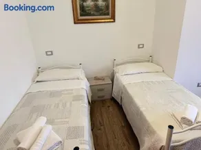 The 4 rooms - Image 2