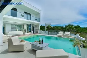 5* Luxury Villa Michele - Image 3