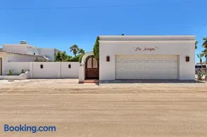 Los Tocayos - Image 1