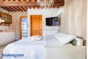 Fienile Olivo, art of living Tuscany - Image 2