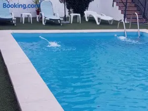 Casa con jardín, terraza e internet de alta velocidad | Vistas a la ciudad | Adaptada para teletrabajar - Image 4