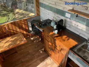 The Cosy Nest Hut - Image 4