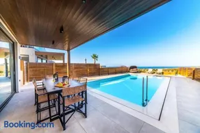 Kamelia Luxury Villa 2 - Image 1