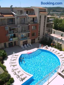 Sea'n'Pool Apartments in Hotel - Image 1