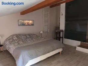 Appartement T2 au cœur du village - Image 2