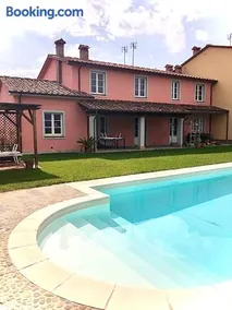 Villa Giulia a Montecarlo - Image 1