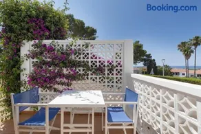 Agréable villa conviviale et familiale avec piscine privée, terrasse et jardin | Vue mer - Image 2