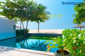 Beachfront Villa 4 Bedrooms Sanctuary Ho Tram Resort - Image 3