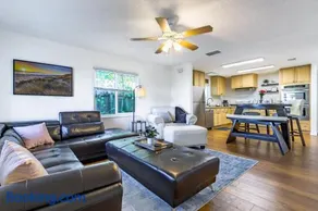 Quaint Cottage in a South Sarasota Neighborhood - Image 5