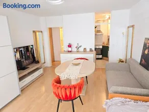 Apartments bei Augsburger Platz 1x Nr 5 - Studio Apartment mit Balkon und Parkplatz in Freiligrathstraße und Apartment ohne Balkon und Parkplatz Nr 5 B in Obere Waiblinger Straße - Image 1