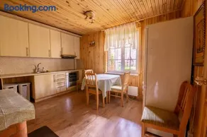 Juniper tree house - Image 3