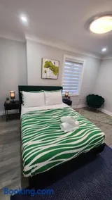 Toronto Guest House - Image 2
