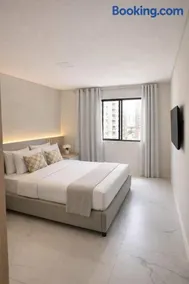 Summerview novo , 2 piscinas e 2 jacuzzis, 2 quartos Novo! - Image 2