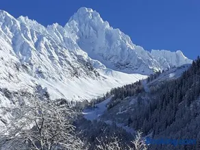 Chalets Pyrene Mont-Blanc - Image 1