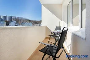 Family apartment with balcony Warszawska Gdynia by Noclegi Renters - Image 3