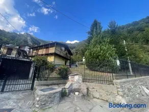 Baita pressi Gran Paradiso - Image 1