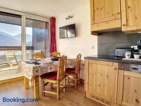 Appartement cosy aux Menuires · Accès pistes · Parking inclus - FR-1-344-850 - Image 5