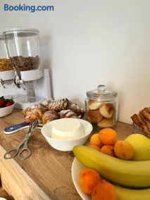 Halicyae Bed and Breakfast - Image 2