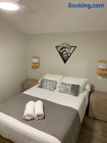 Golden Mile Apartment - Image 4