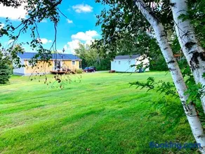 8 Clarence Ln - Image 2