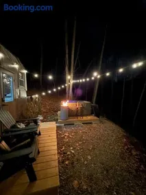 The Portkey - Magical Harry Potter Themed, Hot Tub, and Fire Pit - Image 4