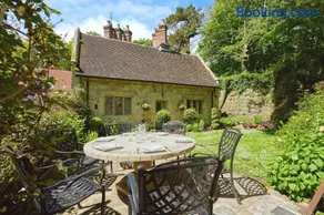 Church House - Image 5