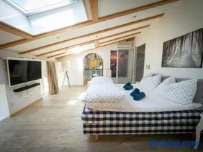 280m2 Luxus Loft Atrium-X 60m2 Terrasse - Image 3