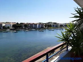 Ciboure : T4 spacieux avec balcon et véranda, proche golf - Image 2
