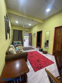 Cibung Homestay Taman Gemas Indah - Image 1