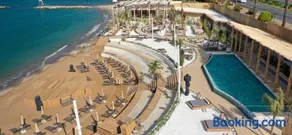 Azura World Hotel - Image 3