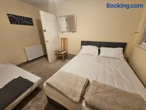 Nad's Guest house - Image 5