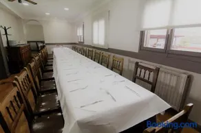 Hotel Restaurante Irubide - Image 2