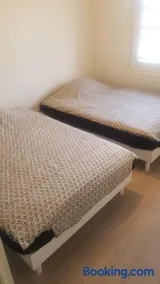 Appartement T3 lumineux et au calme. Wifi,Netflix et parking gratuit. - Image 2