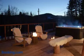 Breathtaking log house with HotTub - Winter paradise in Tremblant - Image 2