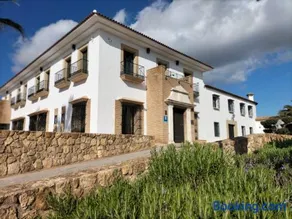 Hotel Cuatro Vientos - Image 1