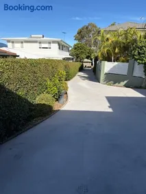 Two Private Guest Rooms in a Large Home Caringbah South - Image 4