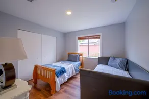 House Genesis - Image 3