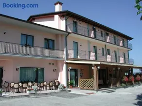 Hotel Ristorante Pedrocchi - Image 2